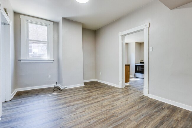Foto del edificio - 2641 S 18th St
