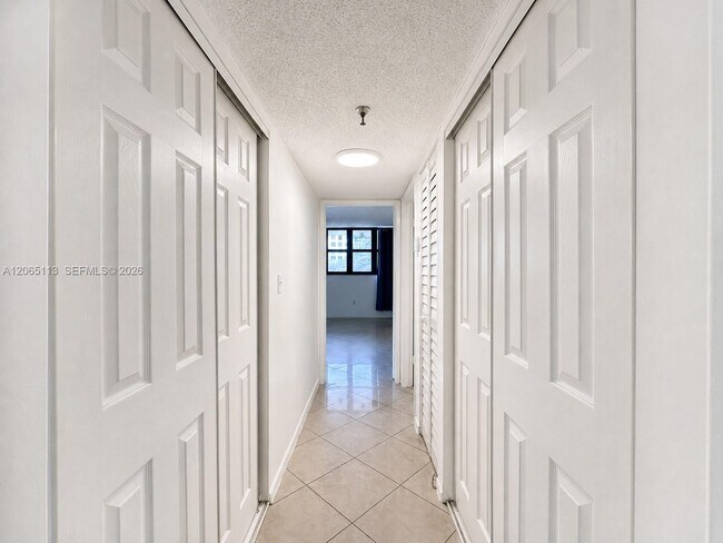 Foto del edificio - 1621 Collins Ave