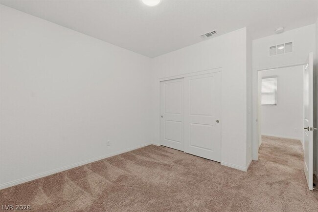 Foto del edificio - 7182 Copper Grove Ave