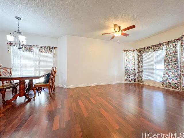 Building Photo - 91-1059-1059 Puaniu St