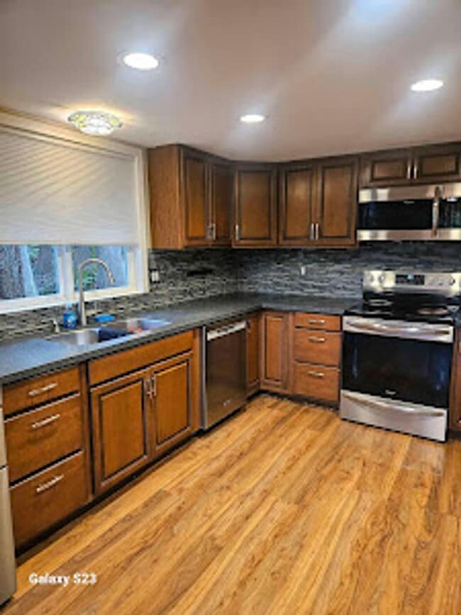 Building Photo - 2 Bedroom, 2 Bathroom home in Sudden Valle...