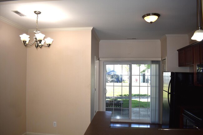 Building Photo - 168 Wilmington Dr