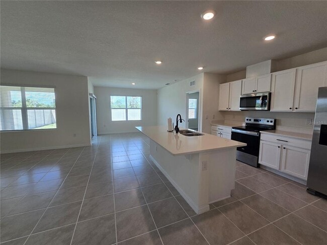Building Photo - 5002 Foxglove Cir