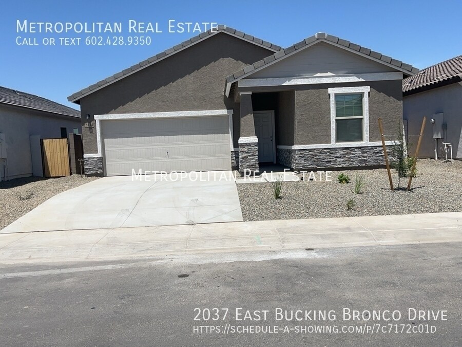 Primary Photo - 2037 Bucking Bronco Dr