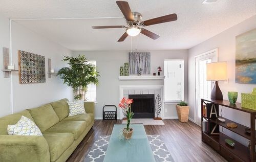 Foto principal - 1443 Coronado Hills Dr