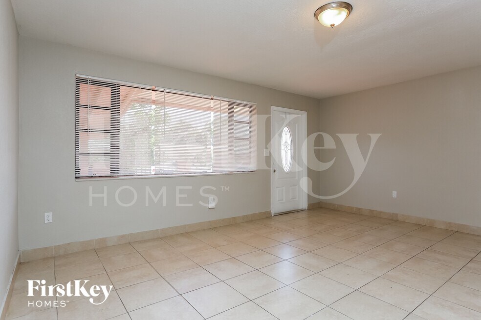 731 NW 175th Dr