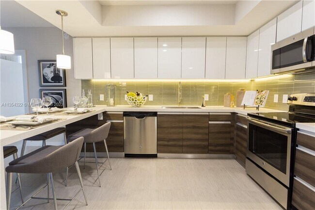 Foto del edificio - 117 SW 10th St