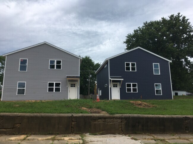 Under construction! - 624 W Main St