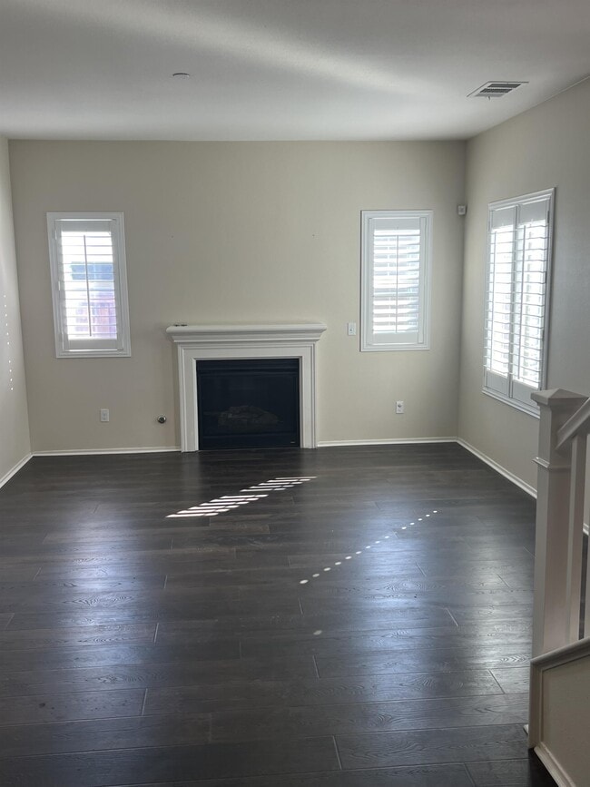 Building Photo - 36961 Albatross St