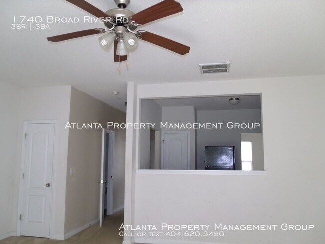 Foto del edificio - 1740 Broad River Rd