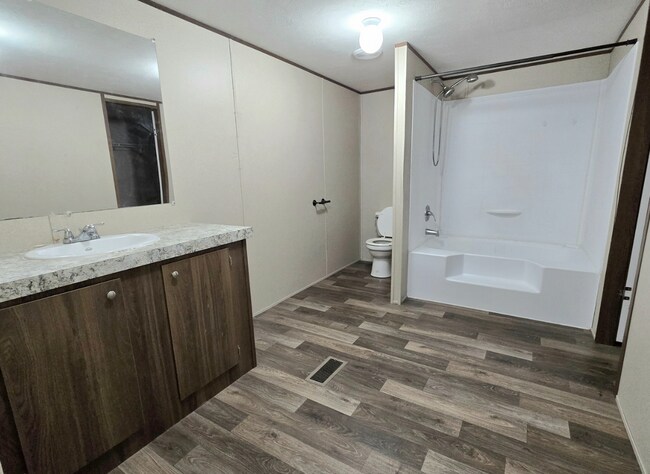 Foto del edificio - 166 County Rd 324