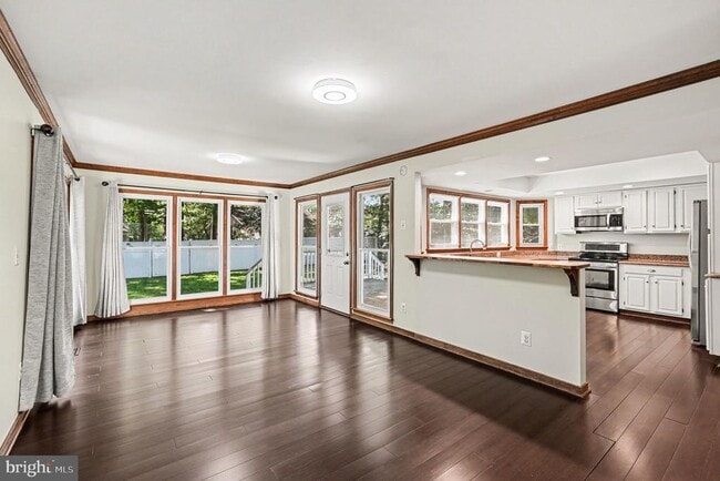 Building Photo - 1115 Aquia Dr