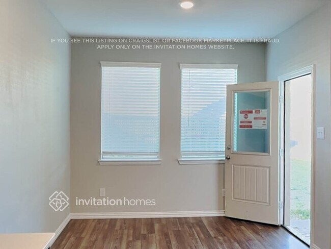 Foto del edificio - 14832 Grey Feather Trail