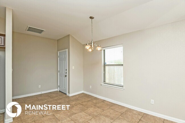 Foto del edificio - 8100 Raleigh Dr