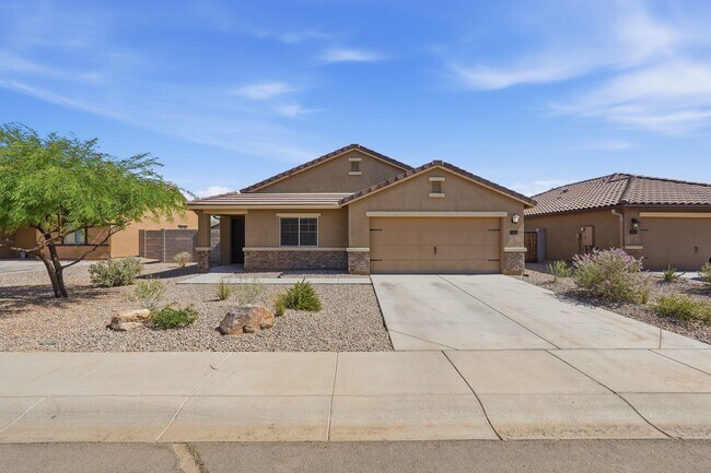 Foto del edificio - 4bedroom 2 bath single family home!