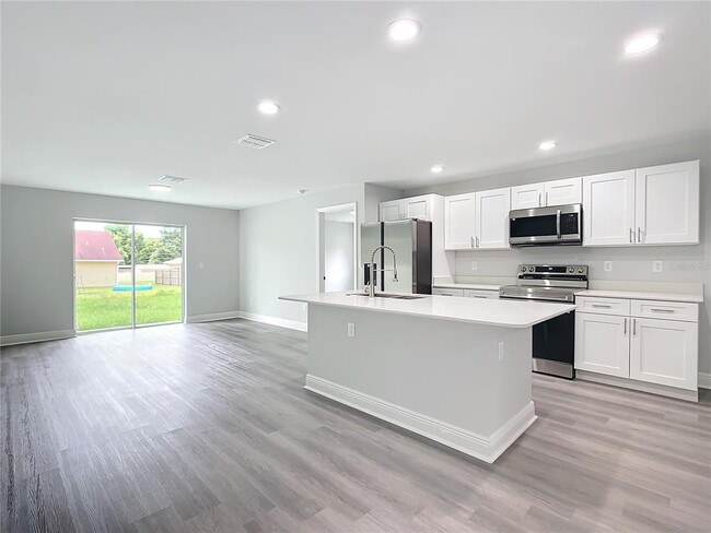 Building Photo - 13609 Markhan St