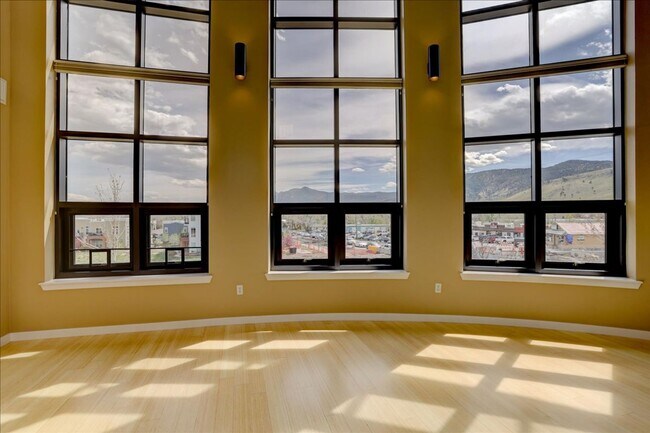 Foto del edificio - 4520 Broadway