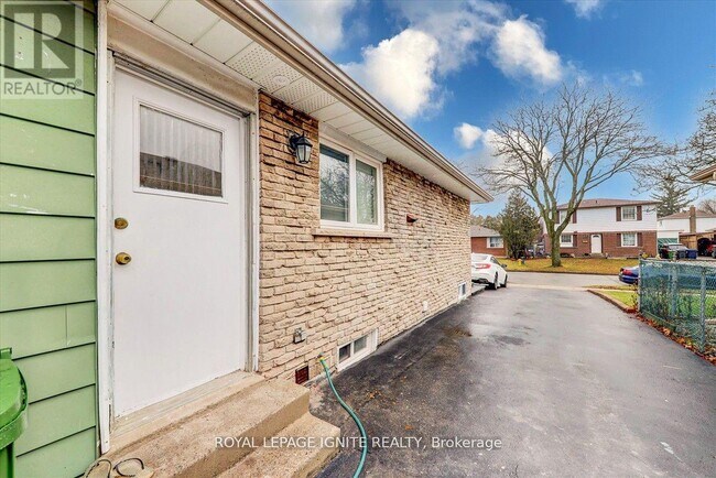 Photo du bâtiment - 38 Loradeen Crescent