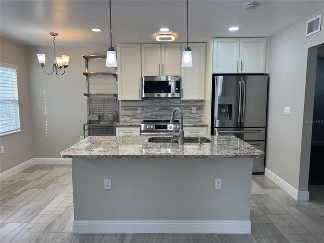 Foto del edificio - 1742 8th St