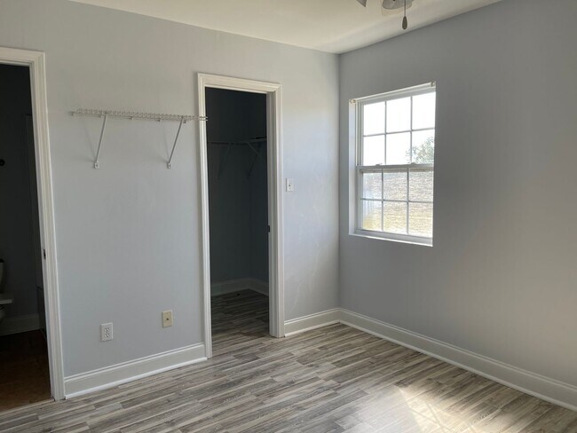 Foto del edificio - Condo Living Is The Life For You