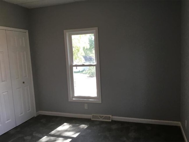 Building Photo - 228 E Battell St, Mishawaka, IN, 46545