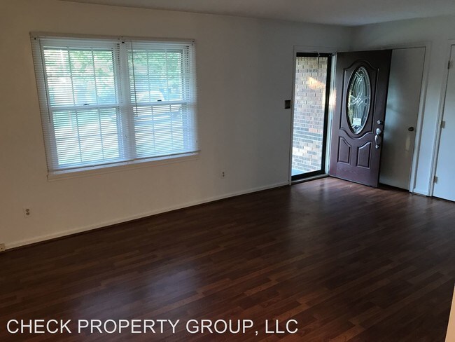 Building Photo - 3 br, 1 bath House - 420 Old Mill Road