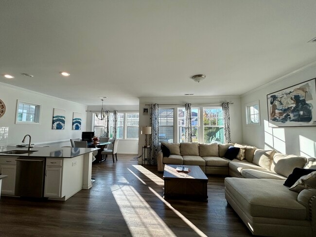 Building Photo - 6609 Enrichment Ln