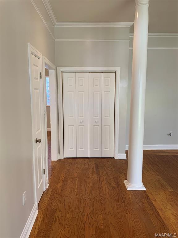 Building Photo - 1425 Blairwood