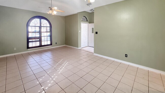 Building Photo - 1855 Stone Field Ln