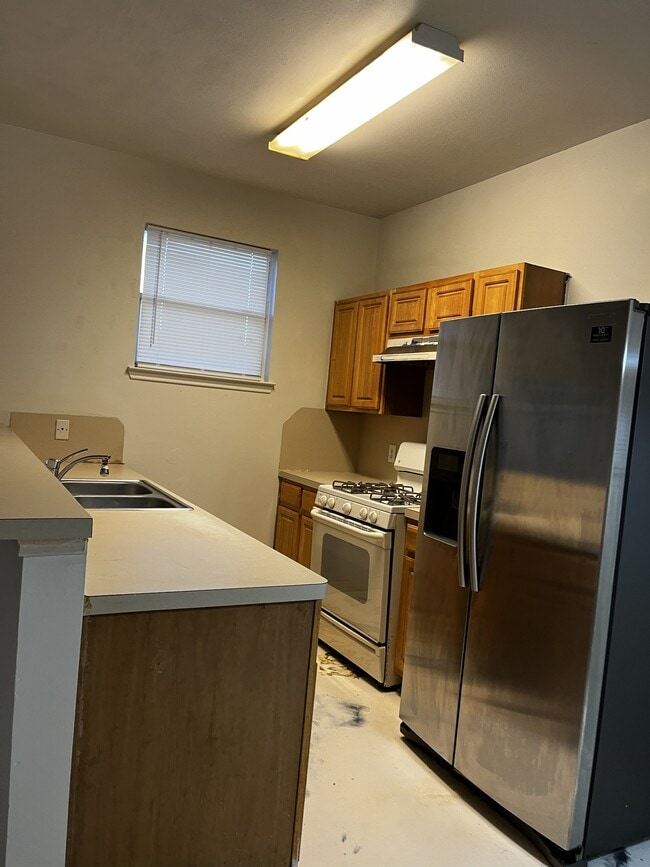 Building Photo - 11807 Chetman Dr