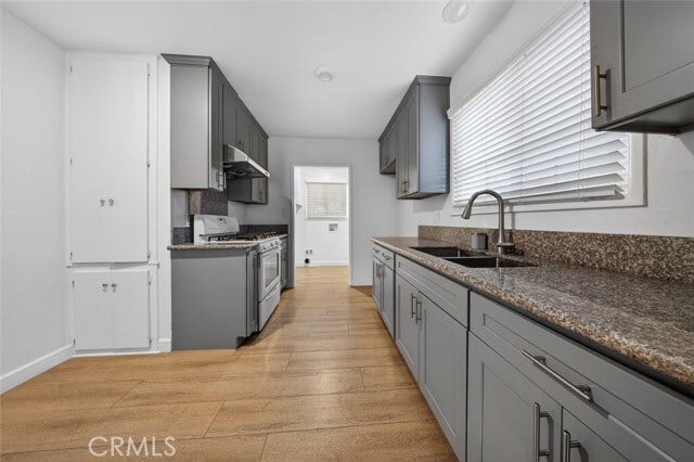 Building Photo - 4020 N Woodgrove Ave