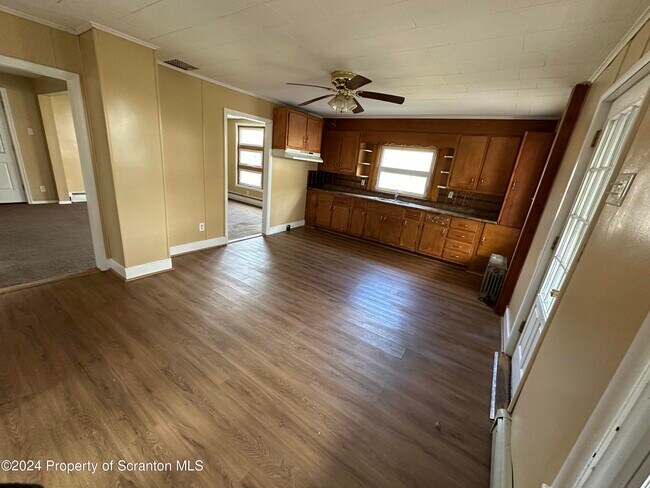 Building Photo - 71 Owego St