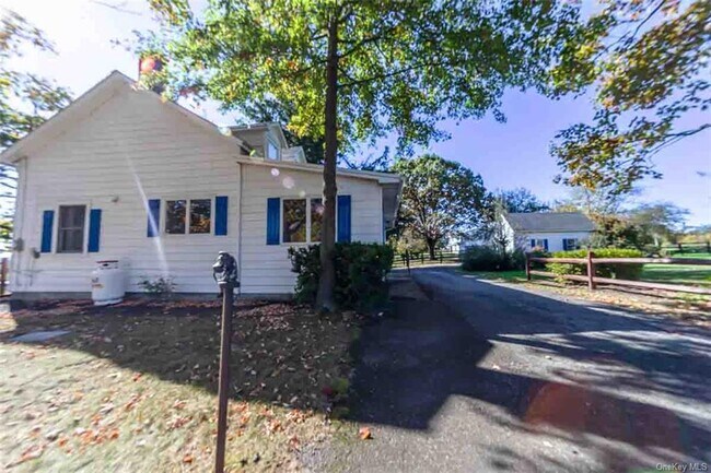 Building Photo - 791 Hoagerburgh Rd