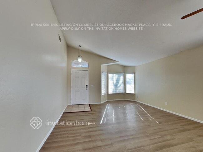 Foto del edificio - 7302 N 76th Dr