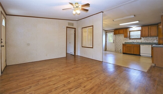 Building Photo - 13261 Old Texaco Rd