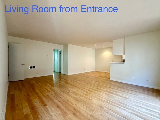 Building Photo - 844 7th St