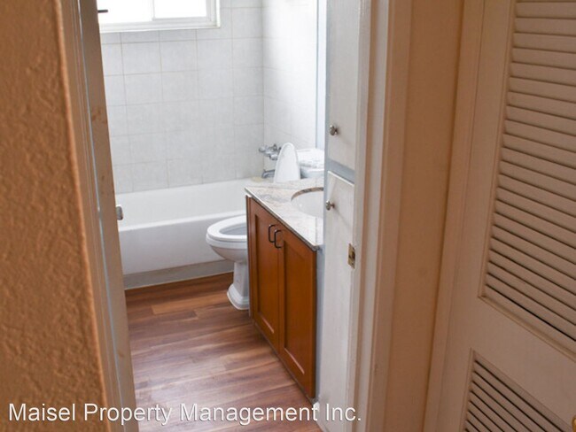 Building Photo - 3 br, 1 bath House - 1638 99th Ave