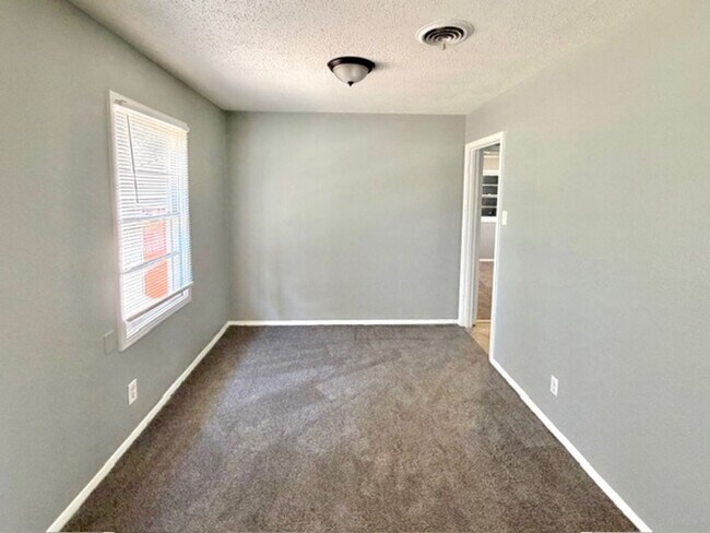 Photo - AdenSt3203 Apartment