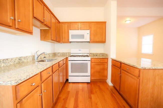Building Photo - 29 Highland Ave