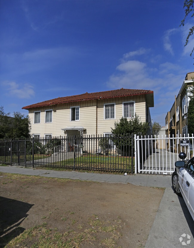 Building Photo - 255 S Catalina St