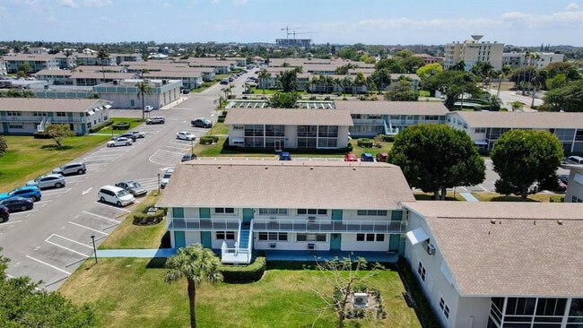 Foto del edificio - 340 Horizon W