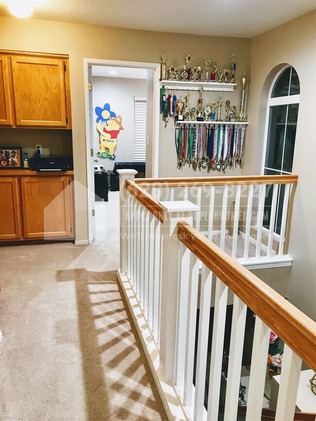 Foto del edificio - 3 br, 2.5 bath Condo - 4825 Boxwood Way, #...