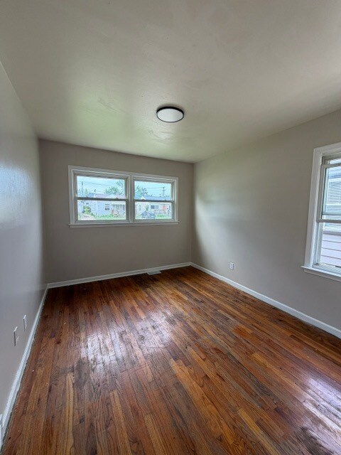 Building Photo - 22844 Sharrow Ave