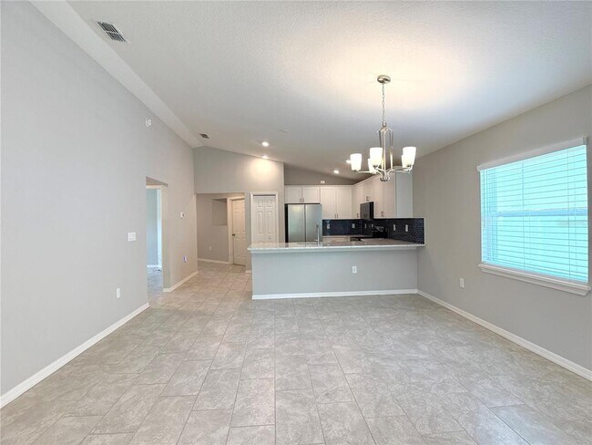 Building Photo - 1337 Cascade Dr