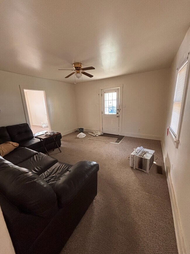 Foto del edificio - 1524 E Whitmer St