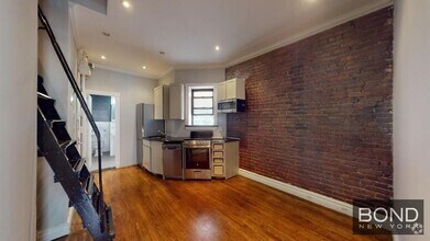 Building Photo - 219 E 23rd St