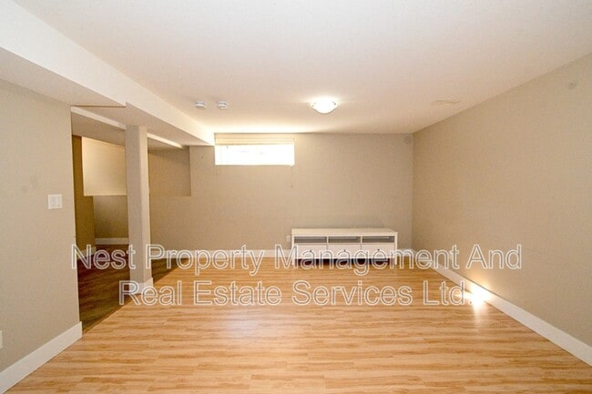 Building Photo - 3167 Maurice Dr