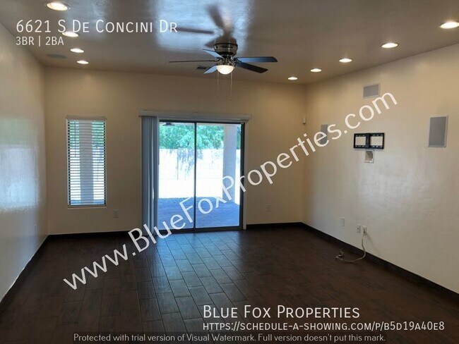 Building Photo - 6621 S De Concini Dr