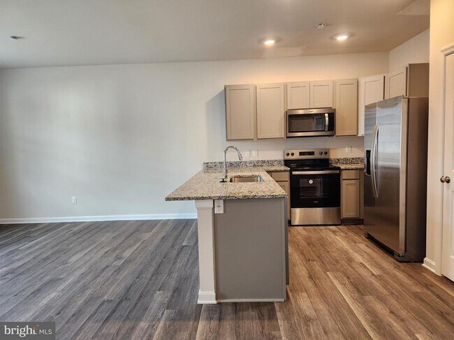 Foto del edificio - 164 Caterpillar Dr