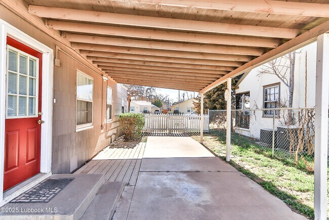 Foto del edificio - 2414 30th St